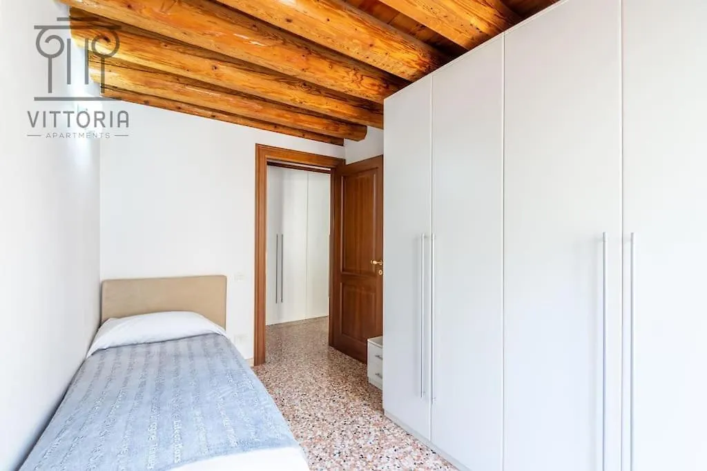 Vittoria Apartments: Palladio 2 Vicenza Apartment