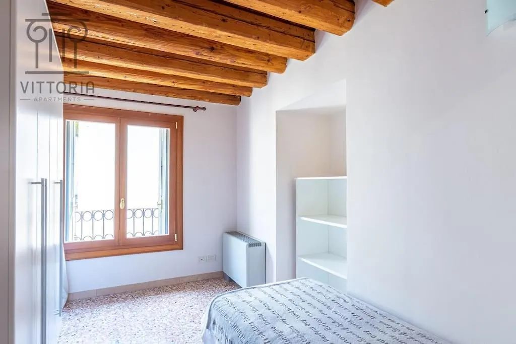 Apartment Vittoria Apartments: Palladio 2 Vicenza Italy